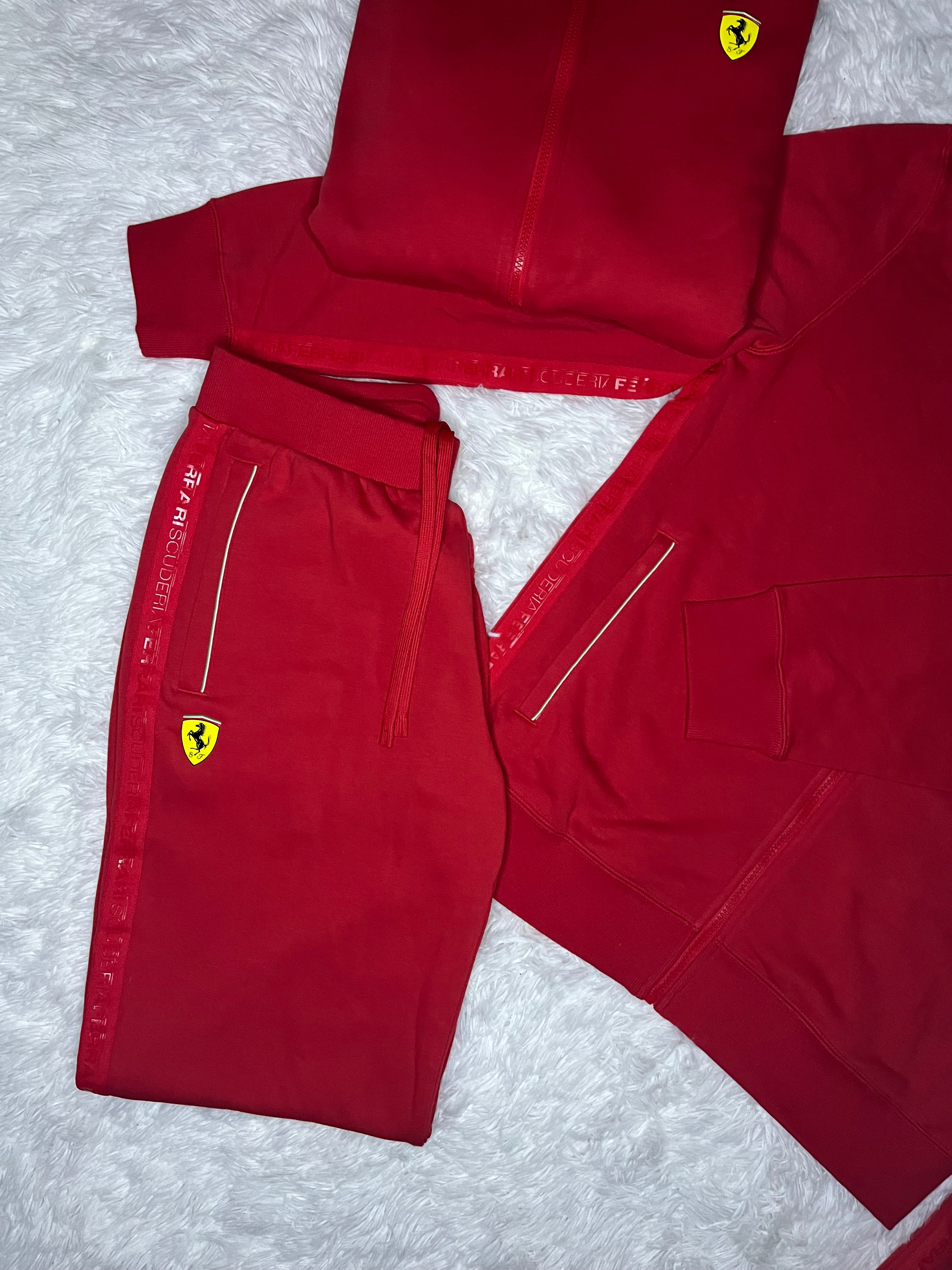 Conjunto puma Scuderia Ferrari