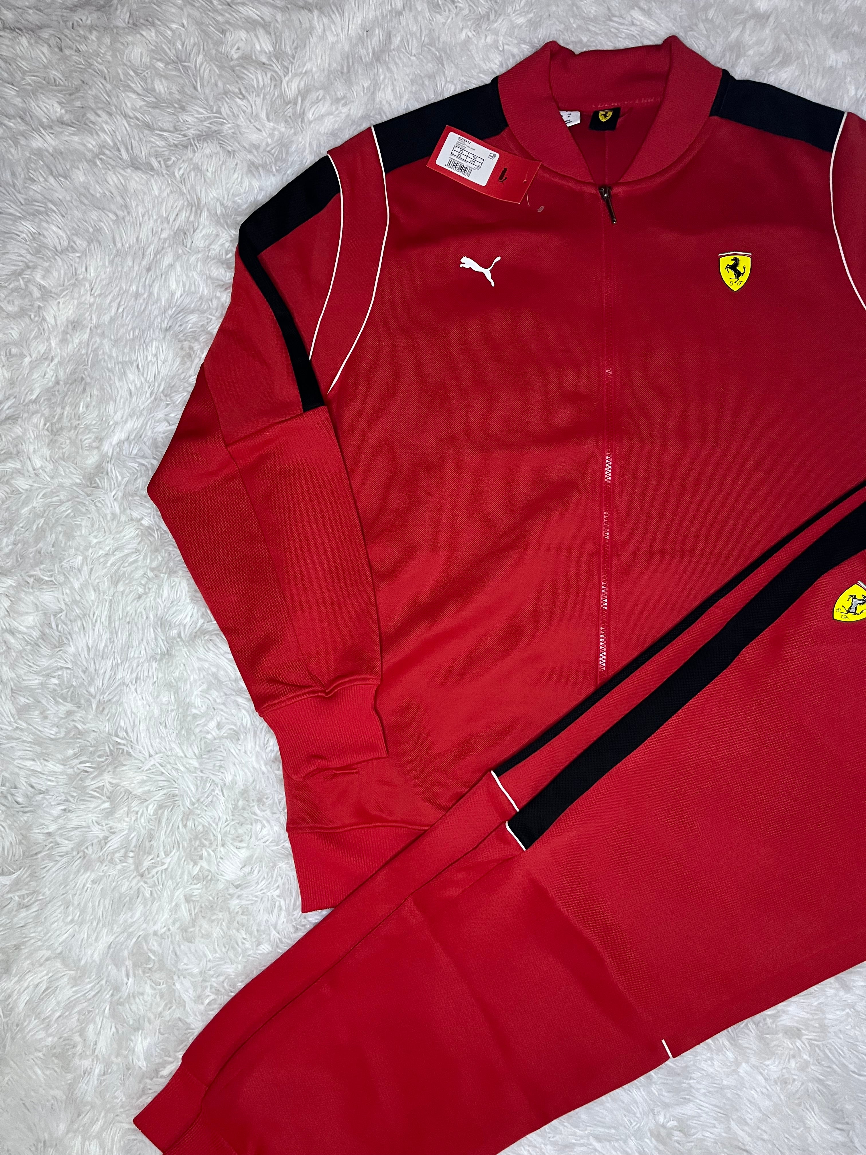 Conjunto puma Scuderia Ferrari