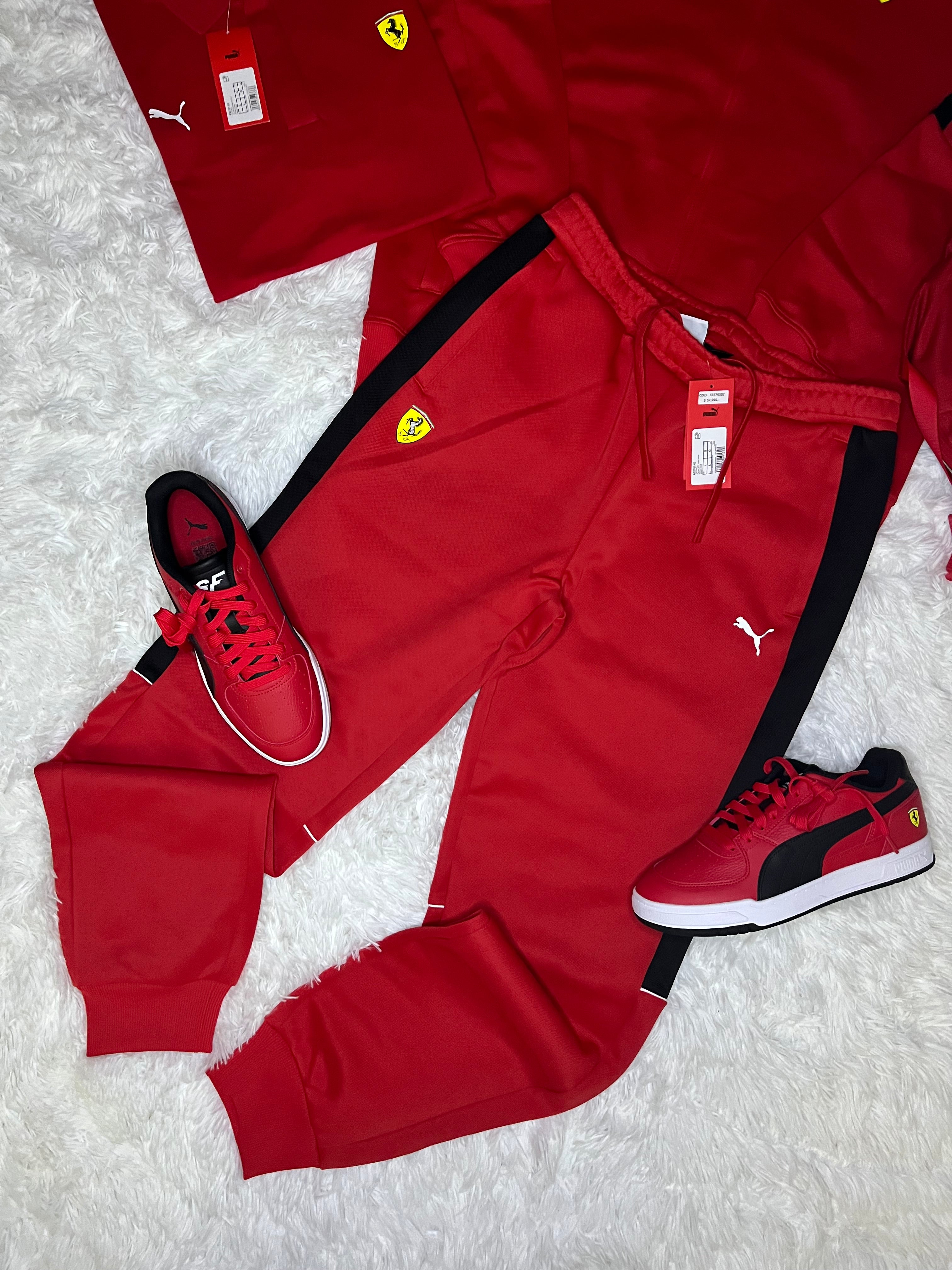 Conjunto puma Scuderia Ferrari